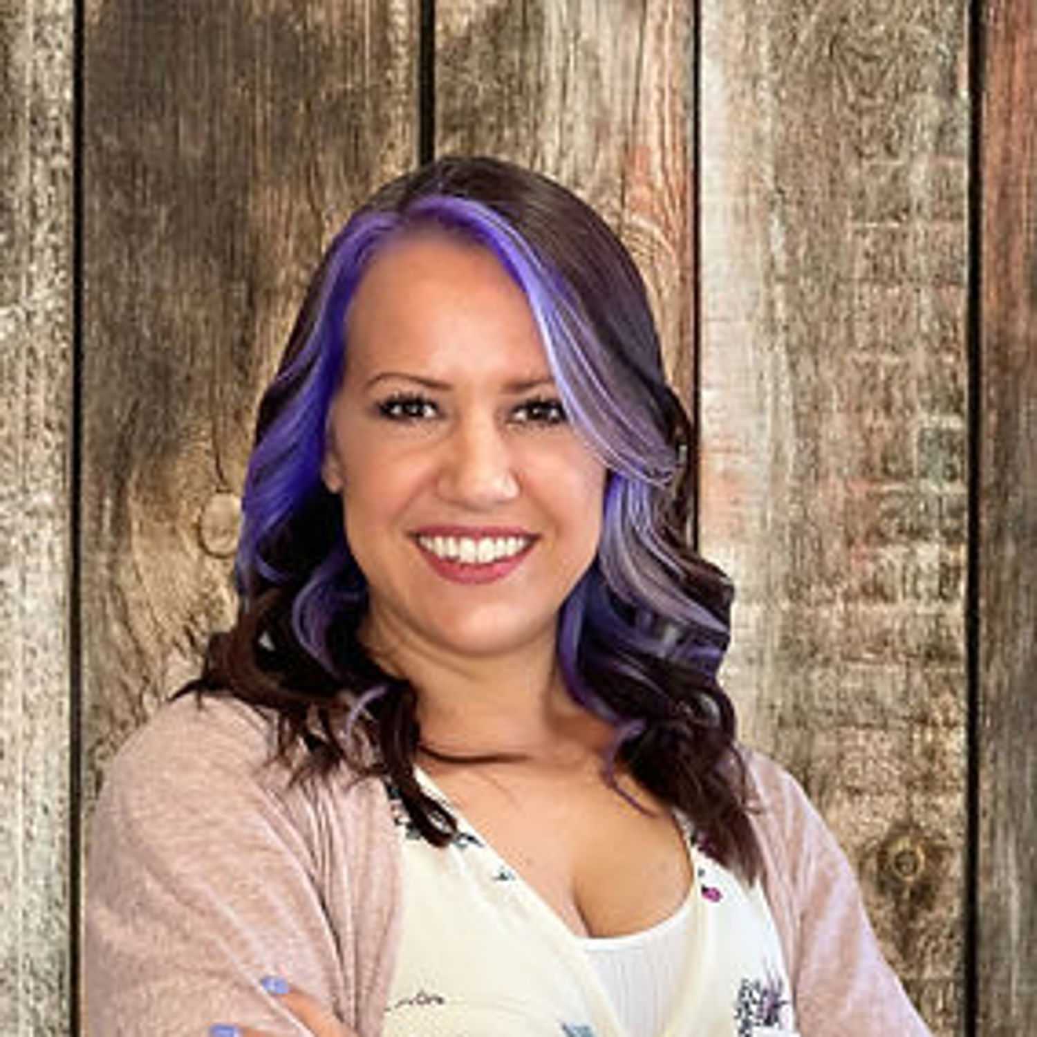 Portrait of Katie Linczmaier, a professional stylist at O Salon, showcasing their expertise and style.